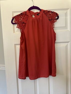 Express Blouse with Shoulder Lace Detail